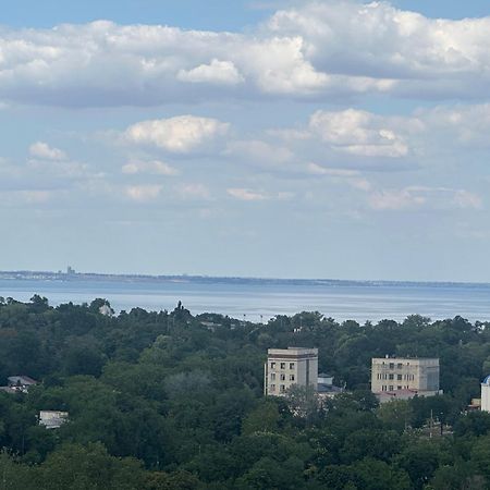 Apartments On Marshala Govorova Odesa Exterior photo