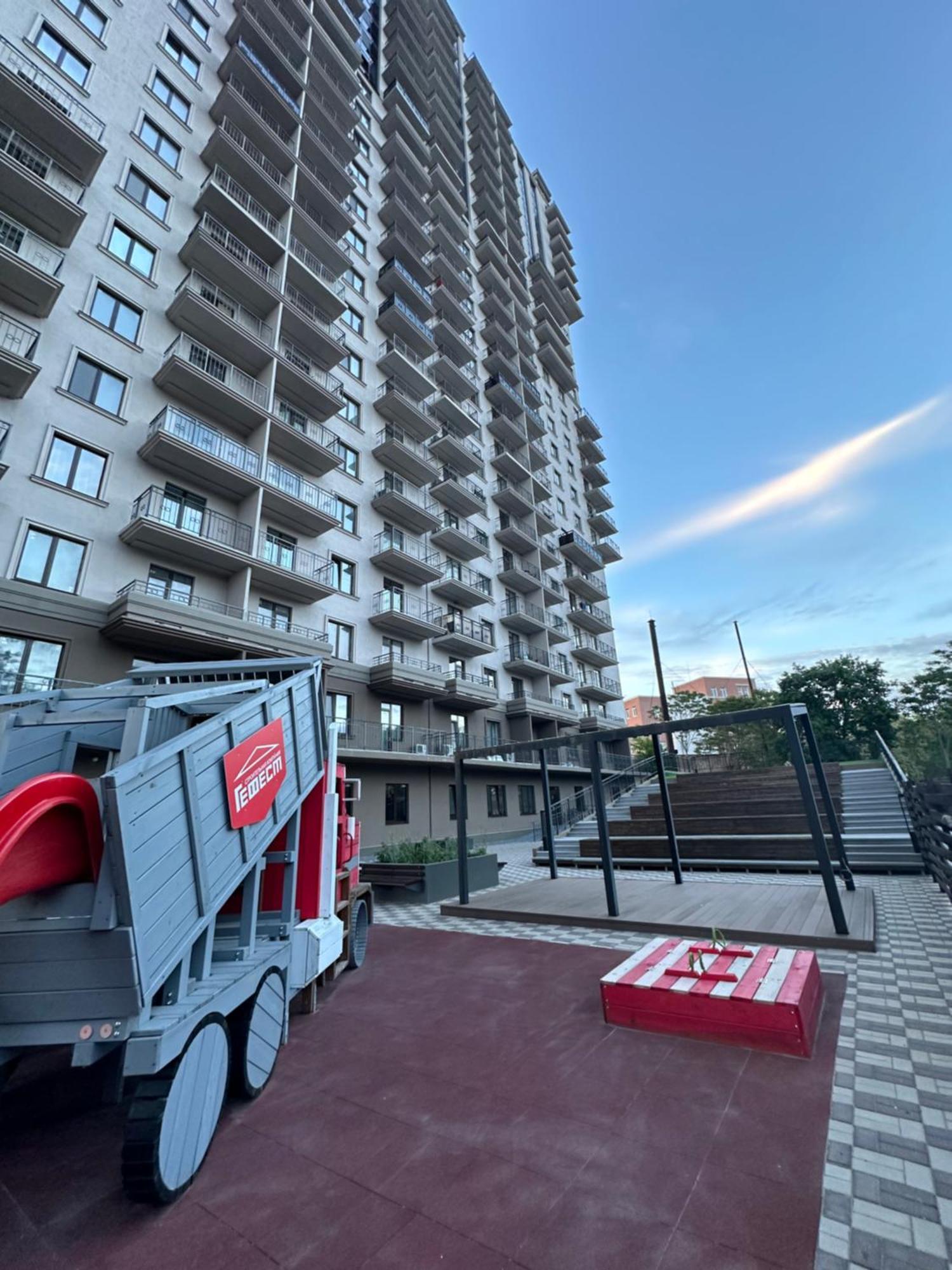 Apartments On Marshala Govorova Odesa Exterior photo